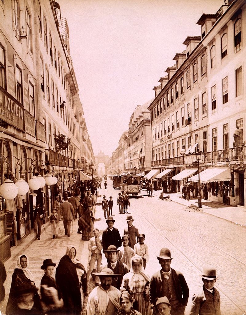 Rua Augusta, Lisbon, at about the time, 1905 or so, that Felix was heading towards the bullring